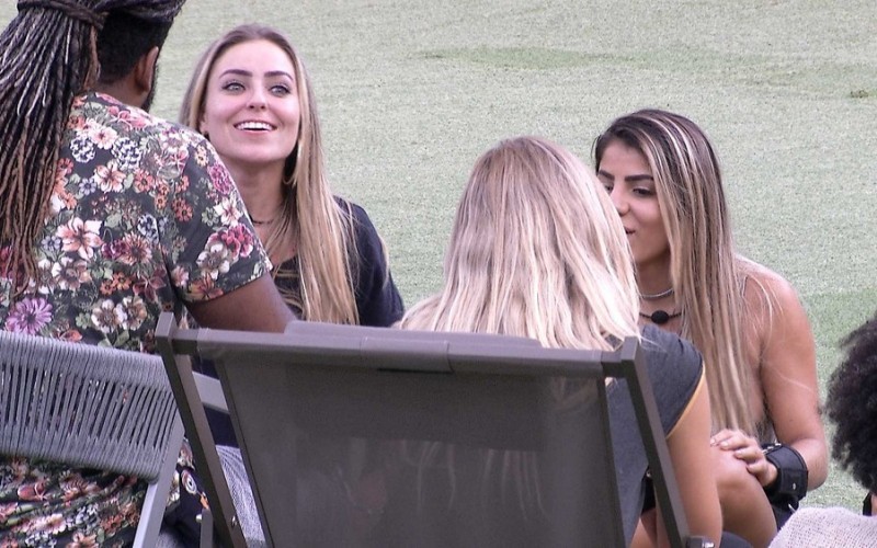 Paula fala sobre Hariany: 