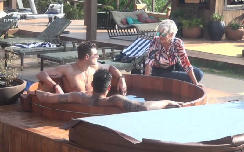 Peões discutem estratégias de voto para a Roça