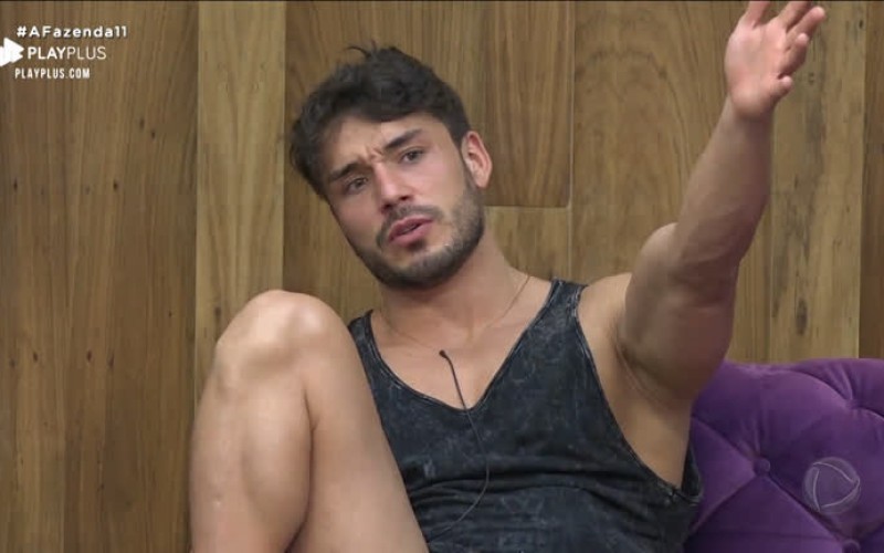 Peões recebem punição por causa de Lucas