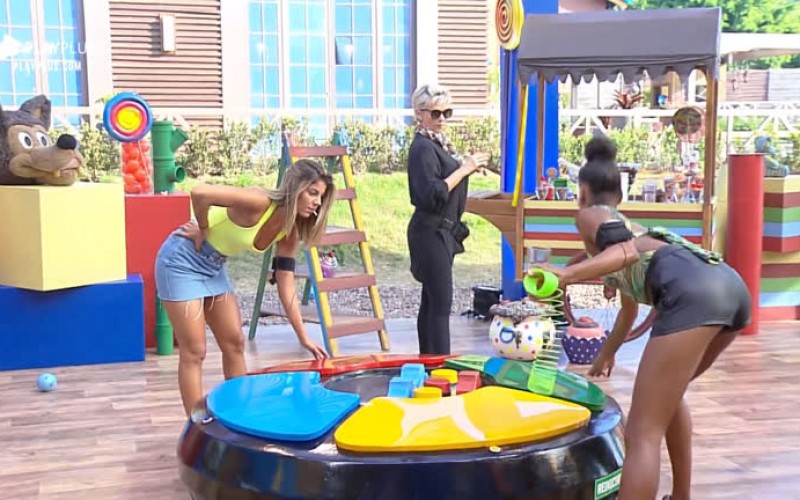 Peões relembram brincadeiras de criança em atividade