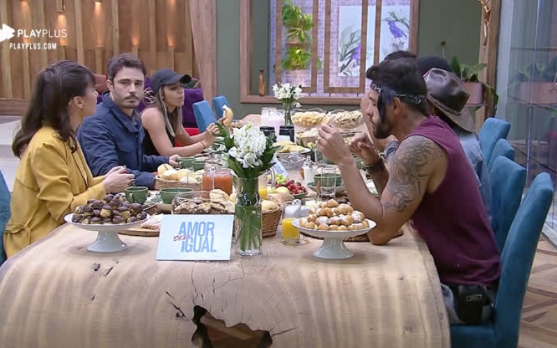 Peões tomam café da manhã com Thiago Rodrigues e Dani Moreno