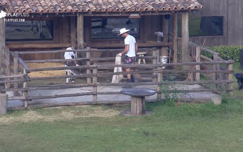 Primeiro finalista, Diego acorda cedo para cumprir tarefa