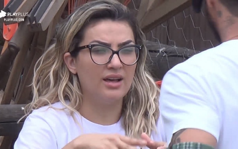 Thayse Teixeira acha que Hariany Almeida votou errado