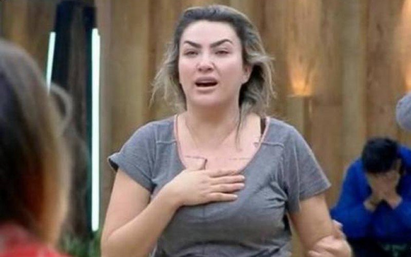 Thayse Teixeira se irrita com destino de Hariany e Lucas em ‘A Fazenda 11’