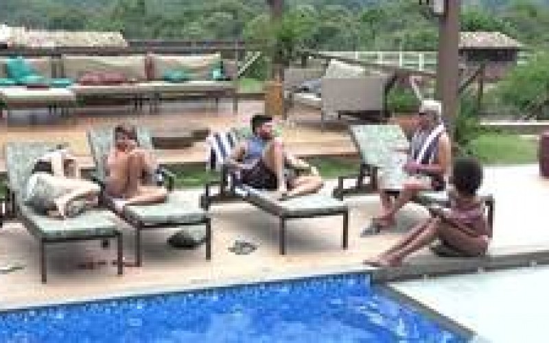 Veja 3 músicas antigas que já foram recordadas pelos peões