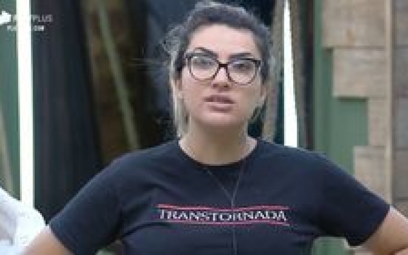 Veja três vezes em que Thayse falou seus bordões em A Fazenda 11