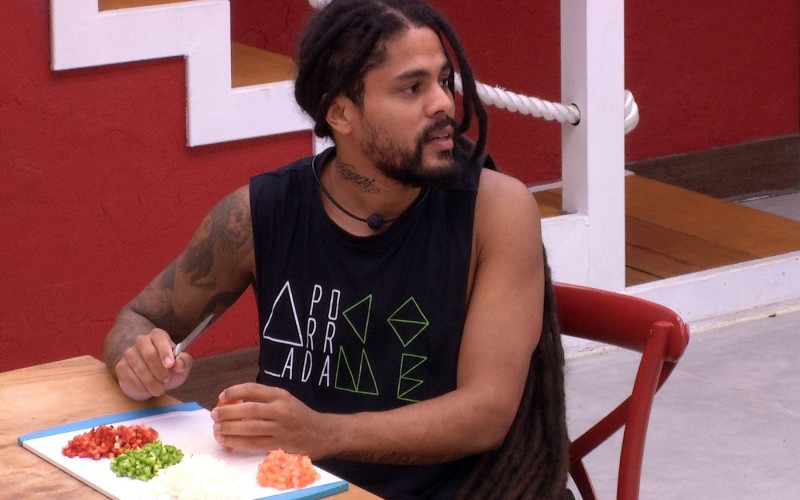 Viegas convida Gleici para ir para São Paulo