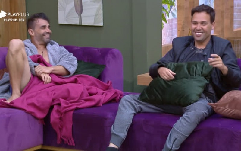 Viny Vieira imita Ronaldo Fenômeno elogiando a Equipe Sol