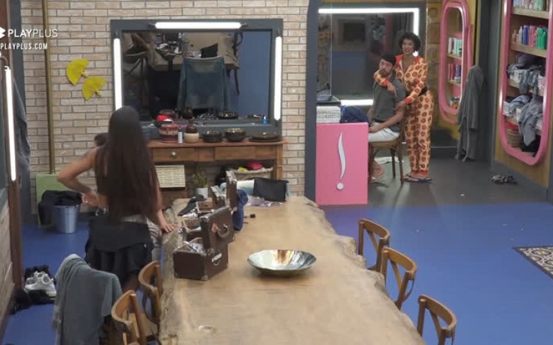 Aline avalia penteado de Rico - A Fazenda 13