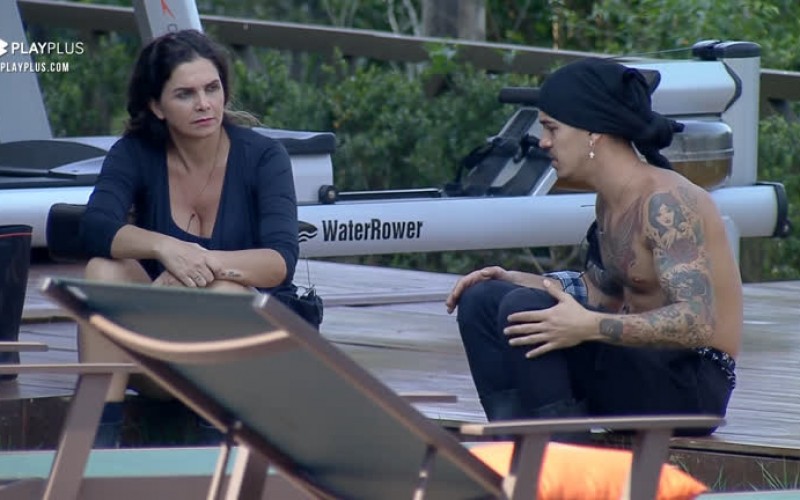 Luiza fala sobre Jojo a Biel - A Fazenda 12