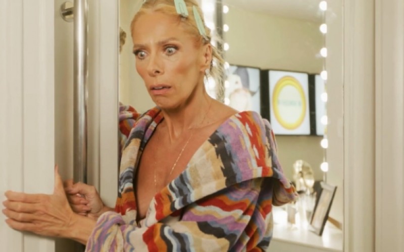 Galinho surpreende Galisteu em nova chamada de A Fazenda